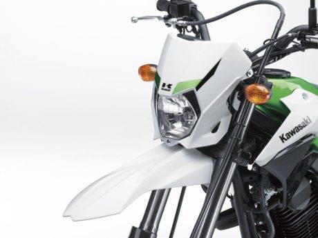 kawasaki D-Tracker 150 pelk 17 inch (25)